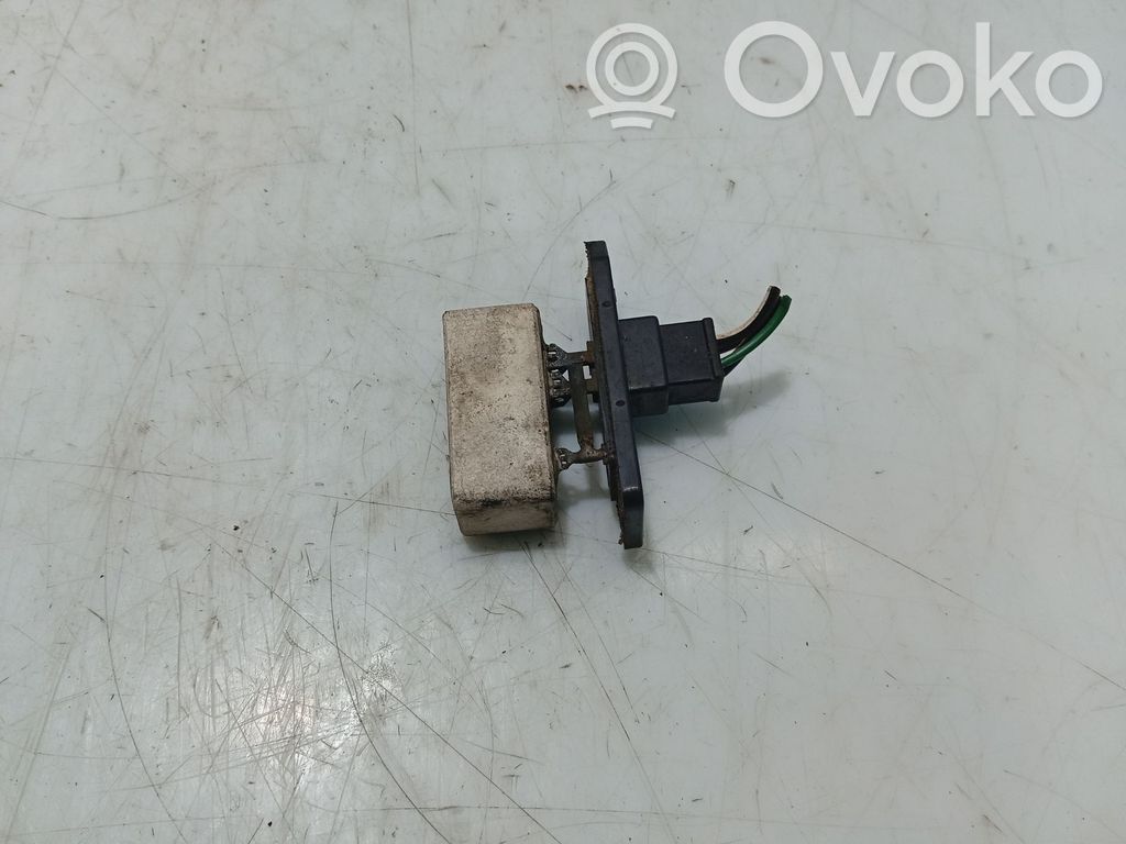 Rezystor / Opornik dmuchawy nawiewu   6S920