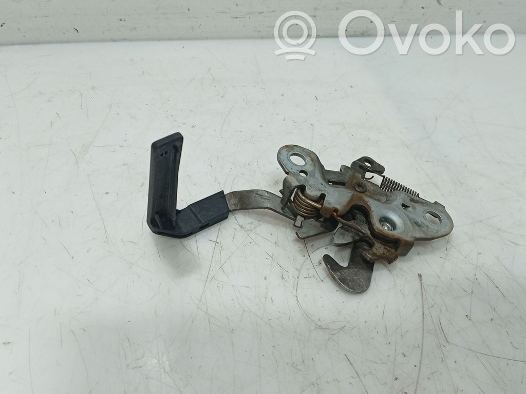 Citroen C3 Tie down hook / loop 