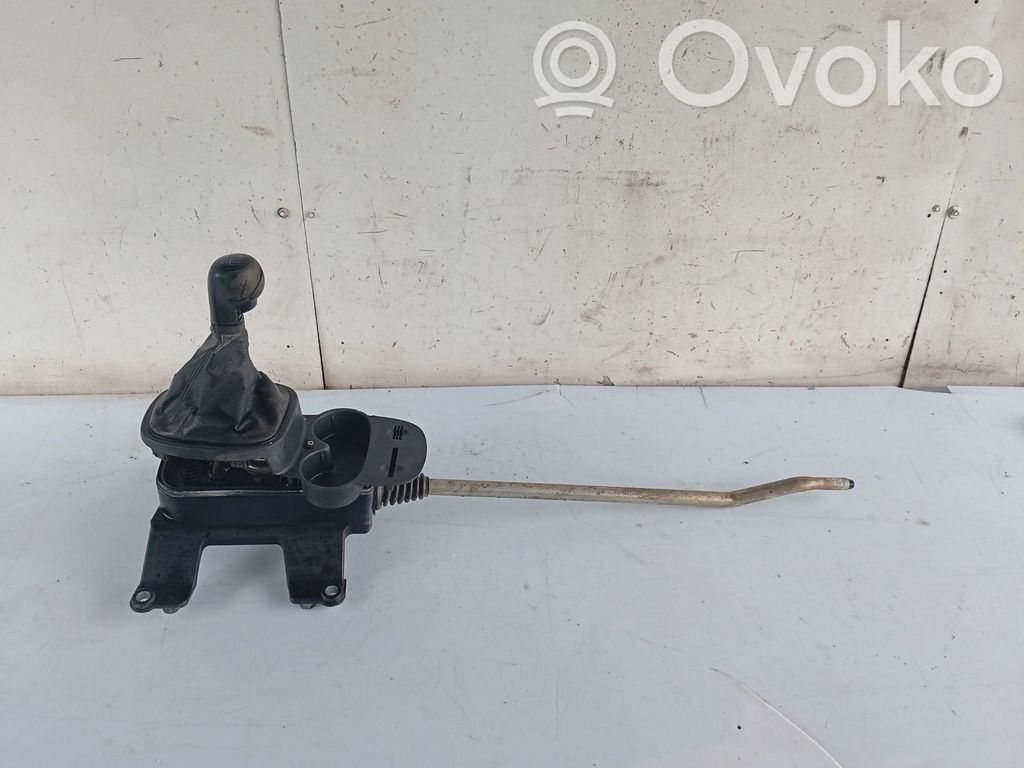 Opel Corsa D Palanca de cambios 