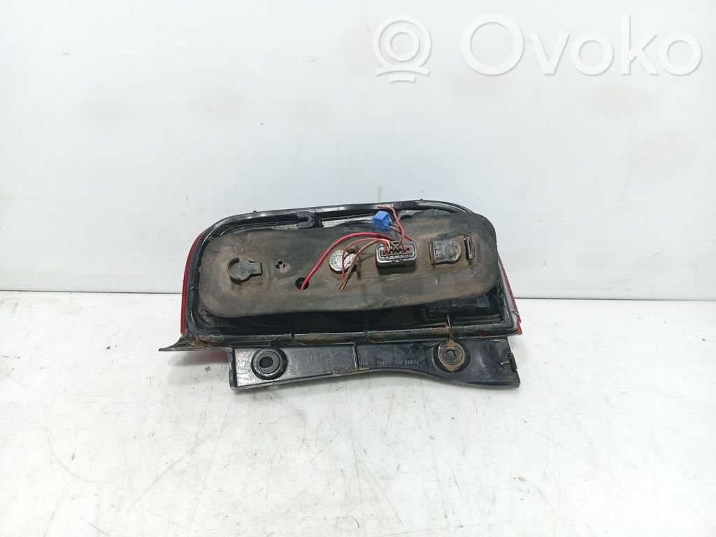 Nissan Micra Lampa tylna 