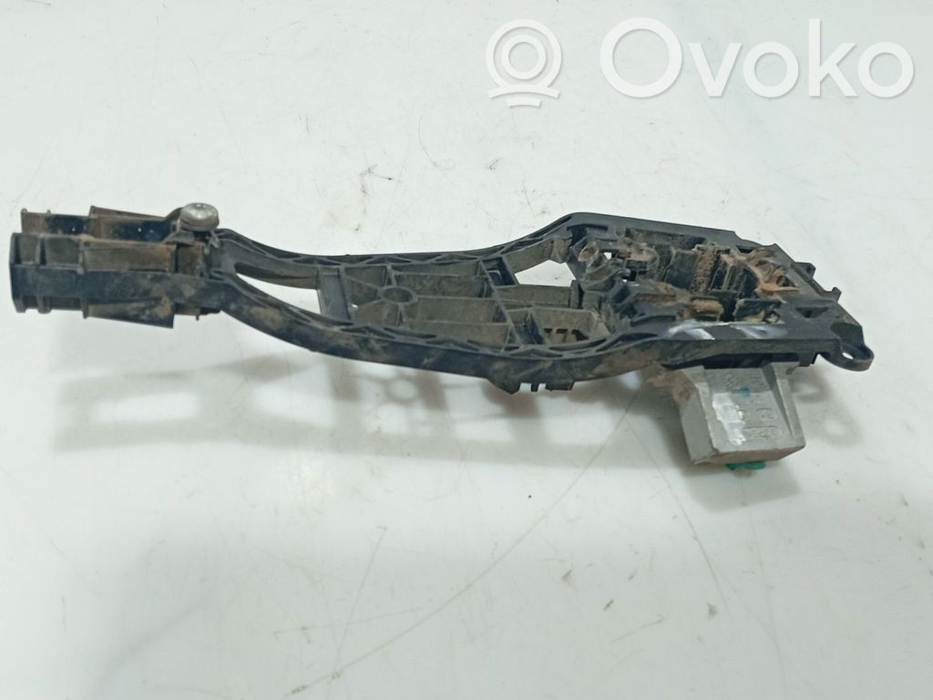 Opel Corsa D Takaoven ulkokahva 