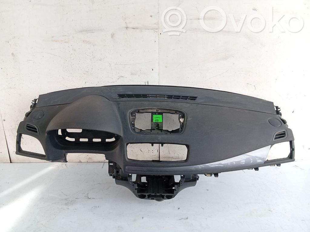 Renault Megane III Panelė 