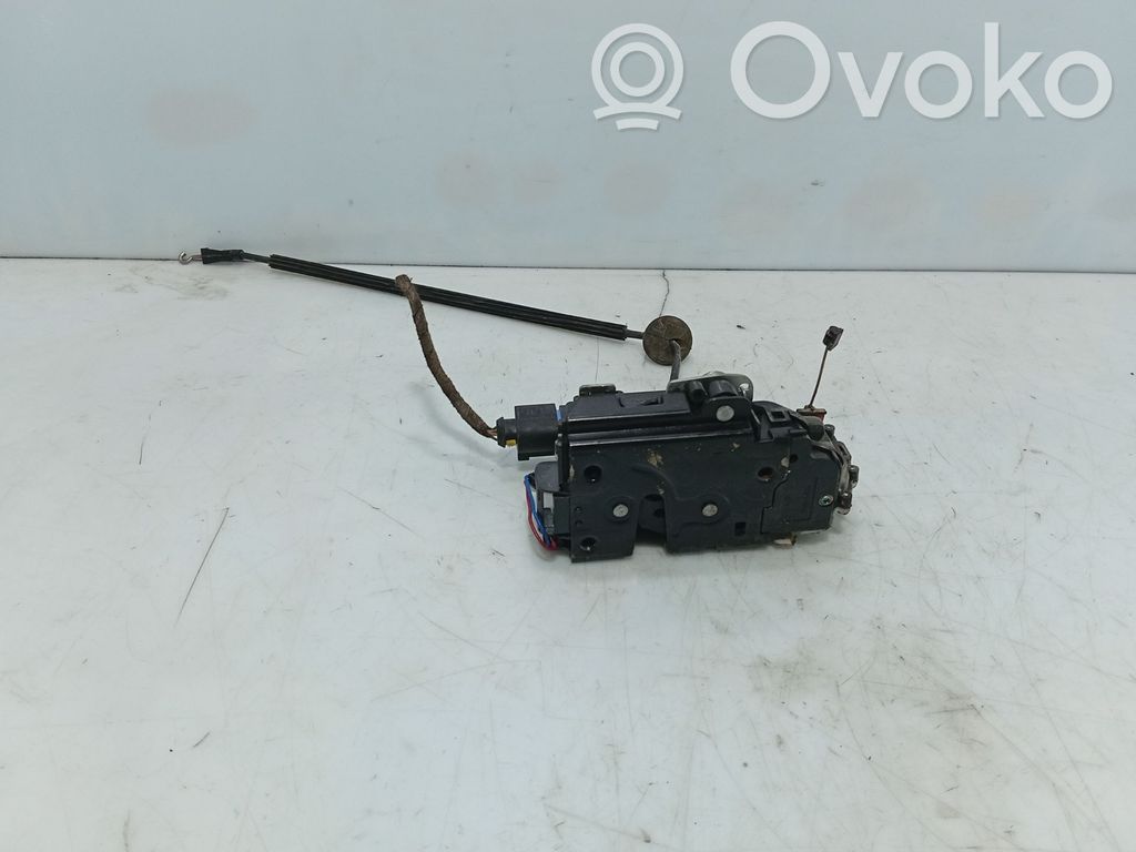 Volkswagen Polo Zamek drzwi tylnych 