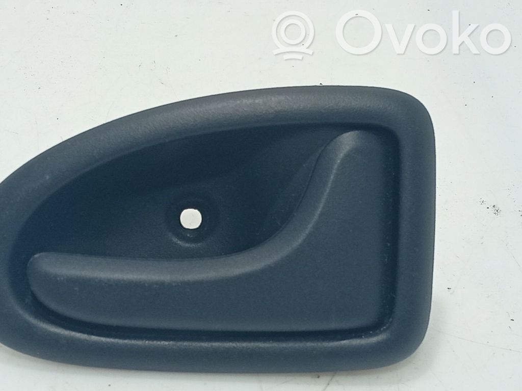 Renault Clio II Manecilla interna puerta trasera 