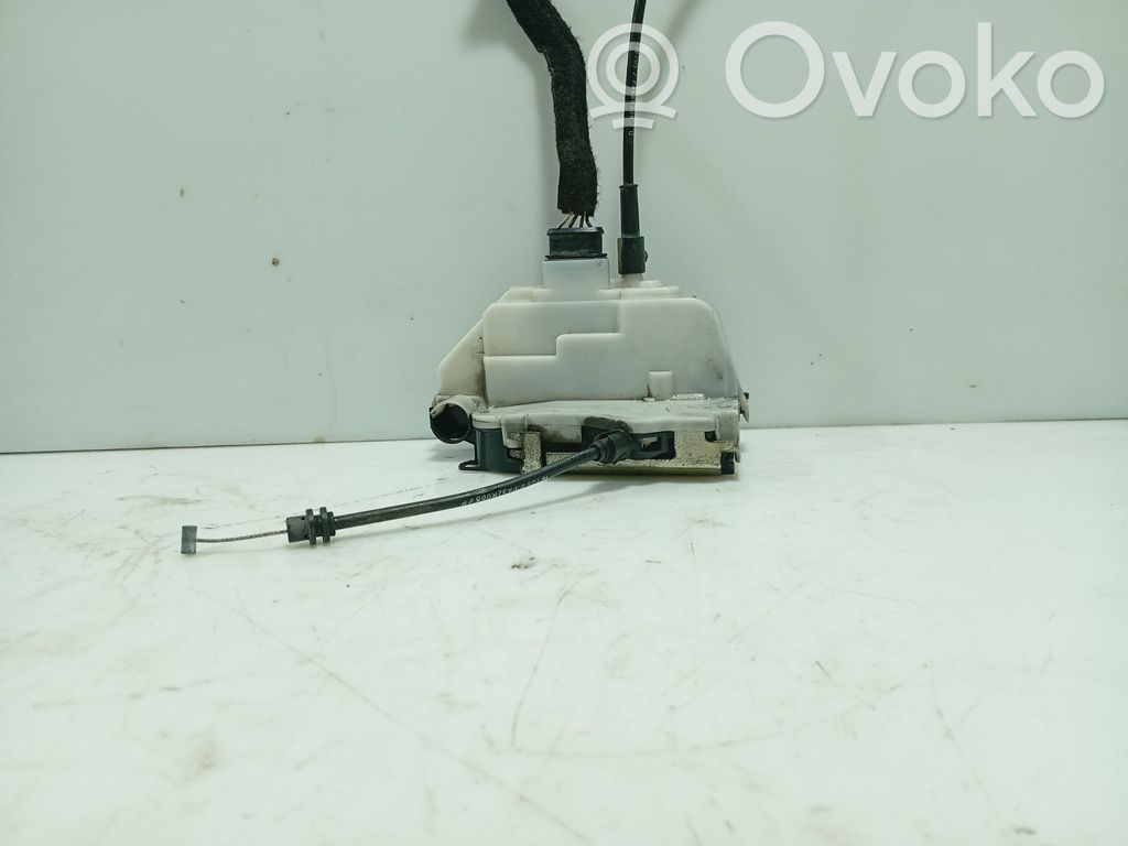 Citroen C2 Front door lock 
