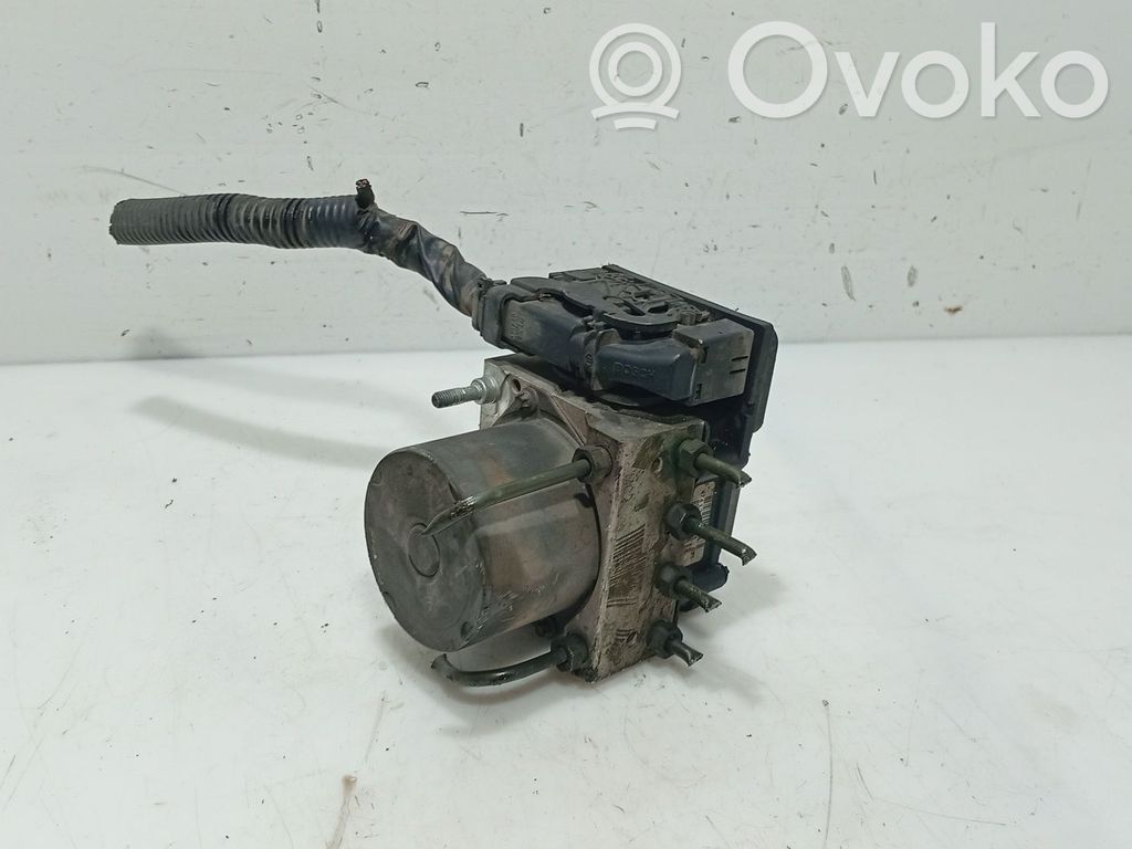 Nissan Primera Bomba de ABS 