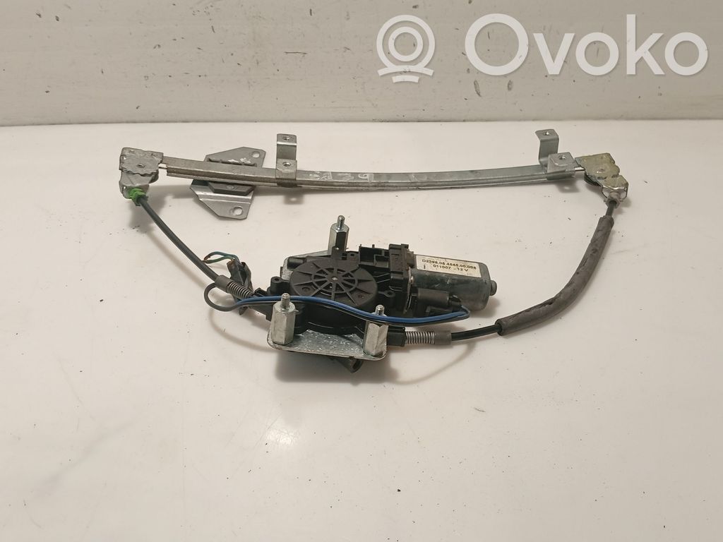 Manualny podnośnik szyby drzwi przednich   807012F010
