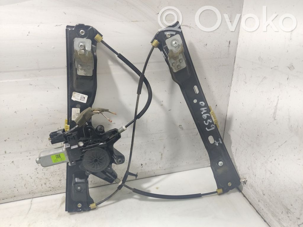 Ford Focus Front door manual window regulator 
