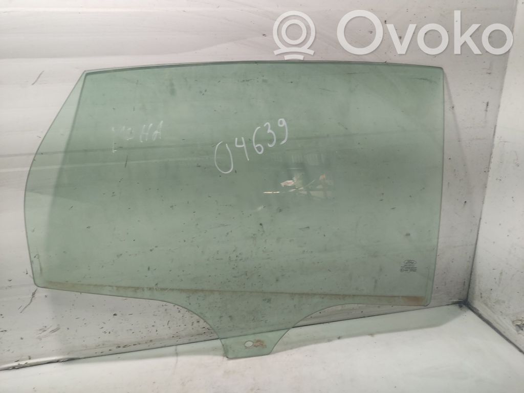 Ford Focus aizmugurējo durvju stikls 