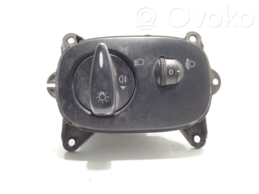 Interruptor de control del panel de luces   YC1T13A024BB