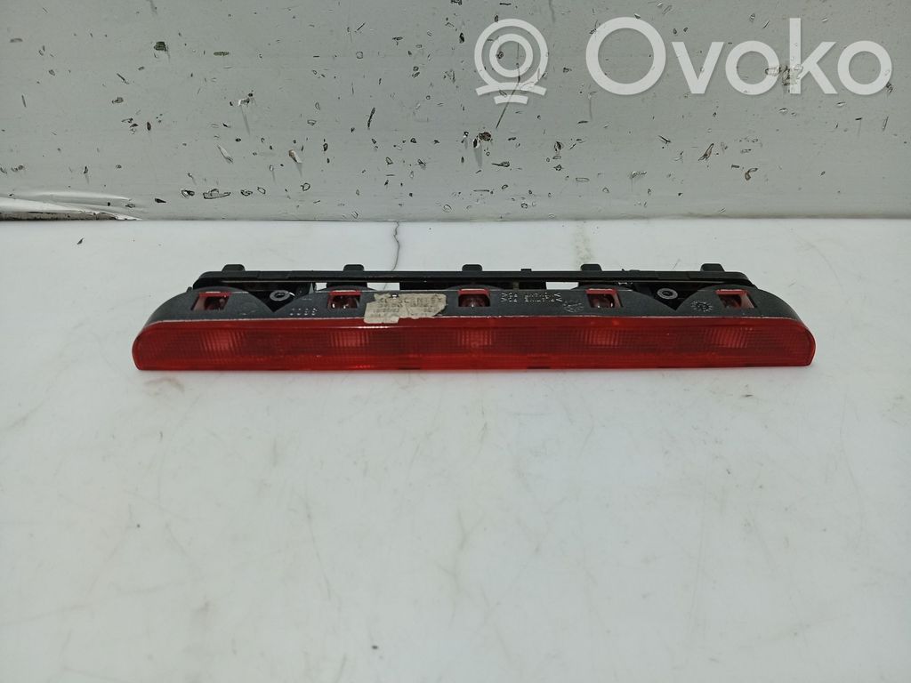 Citroen C5 Aircross Third/center stoplight 