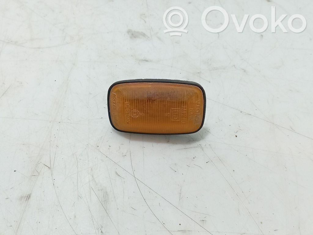 Toyota Land Cruiser (J200) Indicatore di direzione del parafango anteriore 