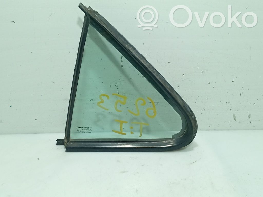 Peugeot 406 Vidrio lateral trasero 