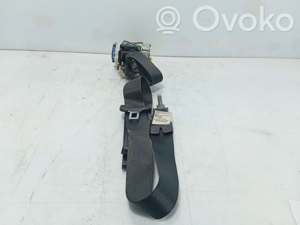 Mazda 6 Front seatbelt 