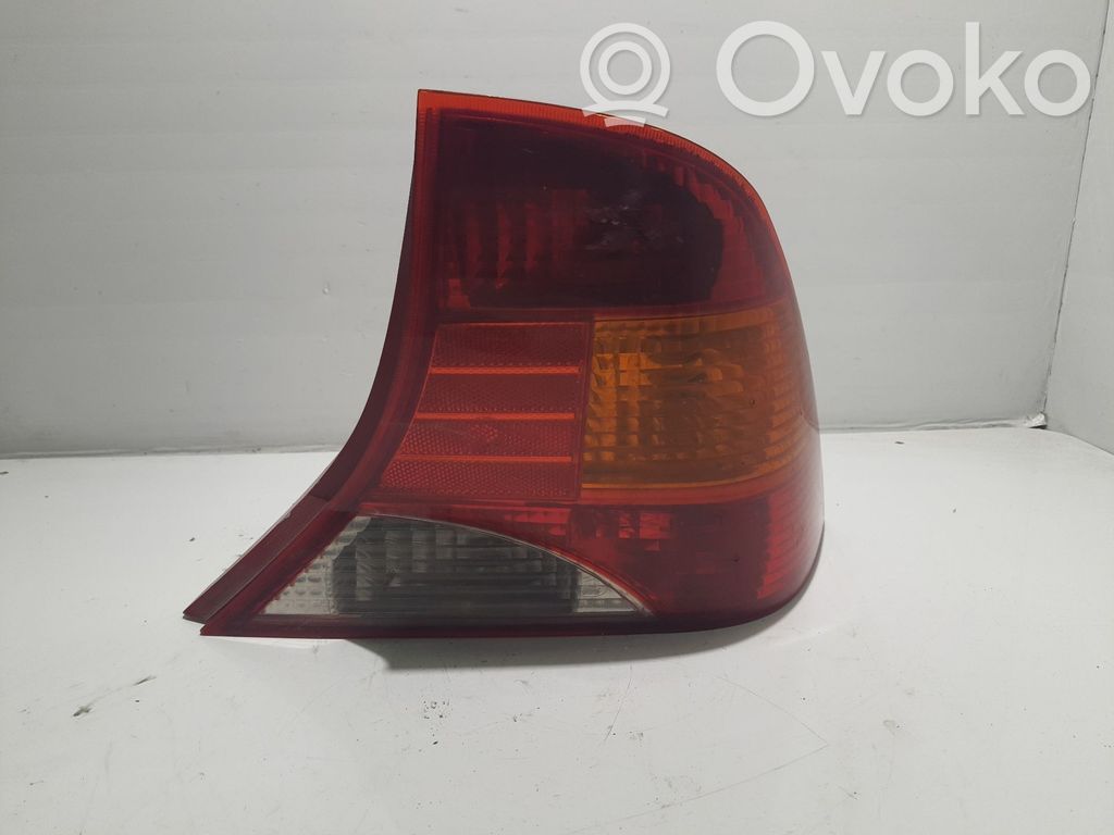 Ford Focus Aizmugurējais lukturis virsbūvē 