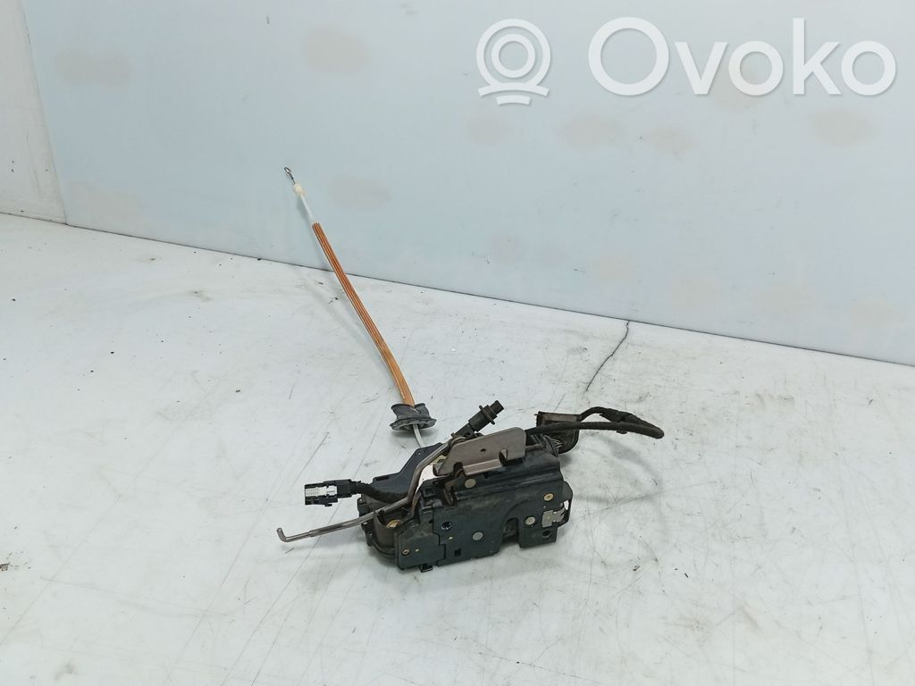 Audi A2 Front door lock 