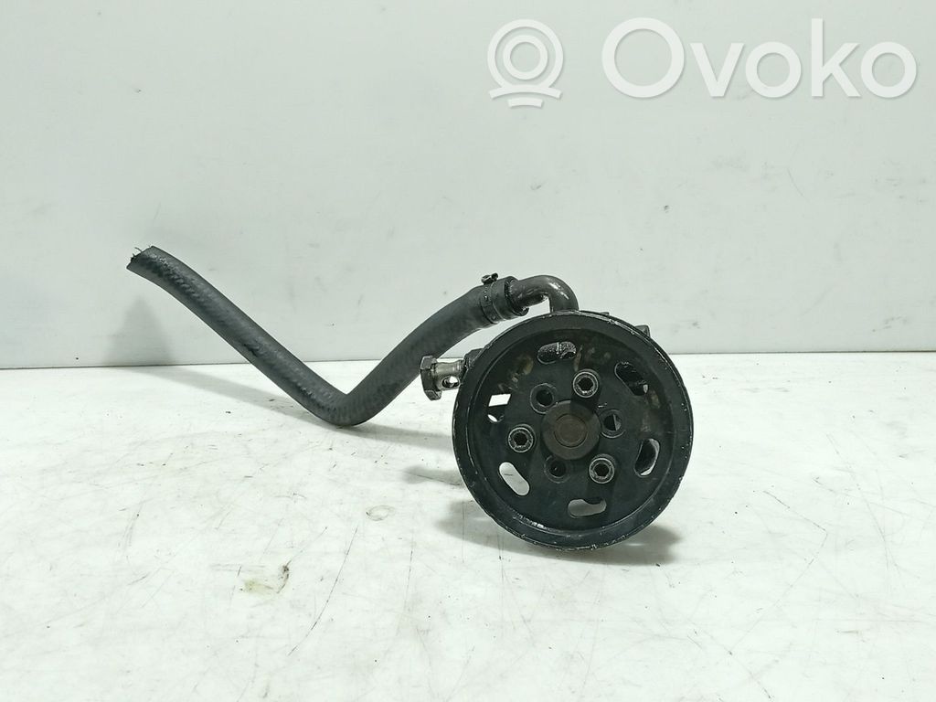 Audi A4 S4 B5 8D Ohjaustehostimen pumppu 