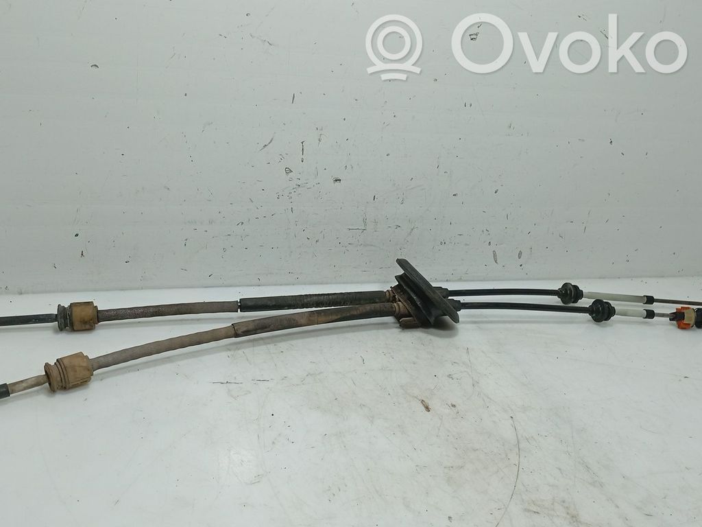 Peugeot 307 Gear shift cable linkage 
