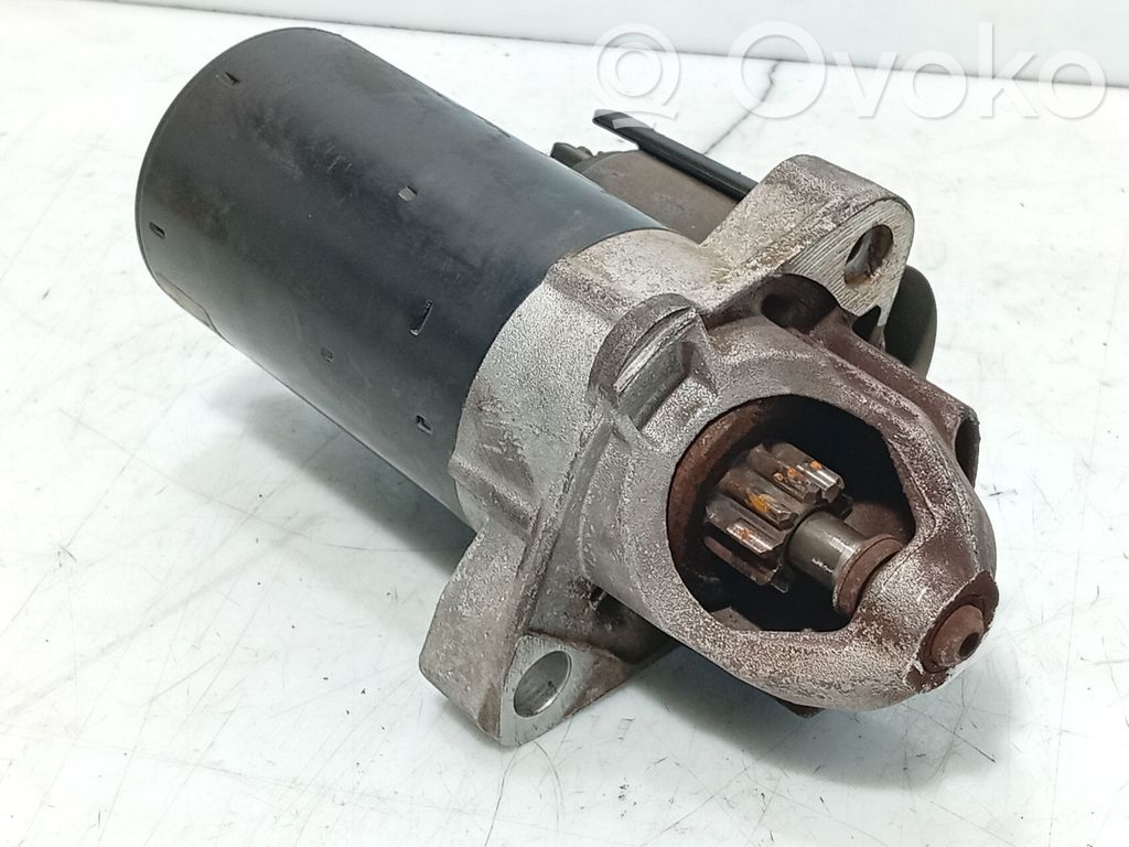 Audi A4 S4 B6 8E 8H Starteris 