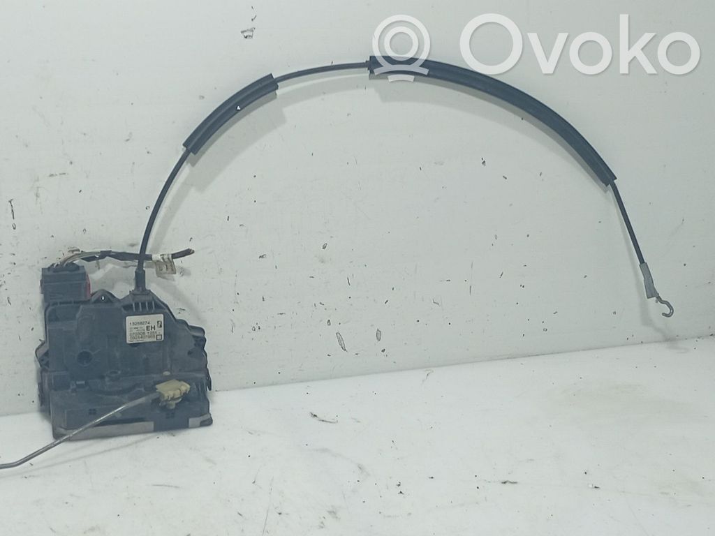 Opel Corsa D Priekšpusē slēdzene 