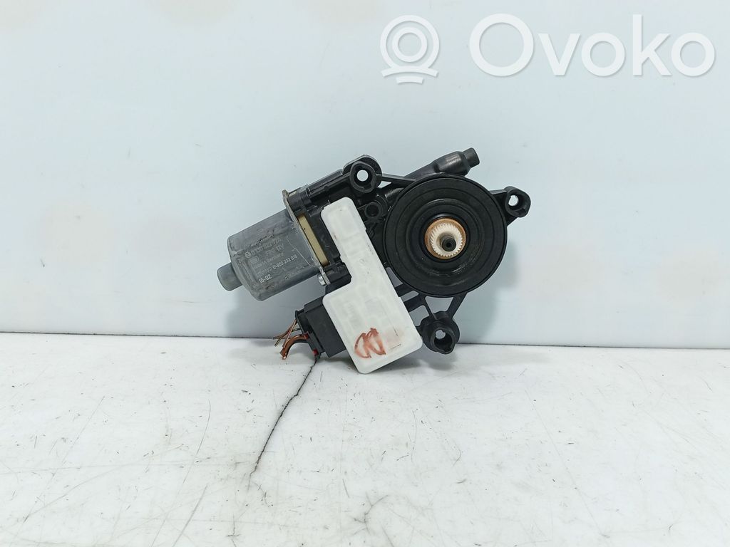 Seat Leon (5F) Motor macara geam ușă față 
