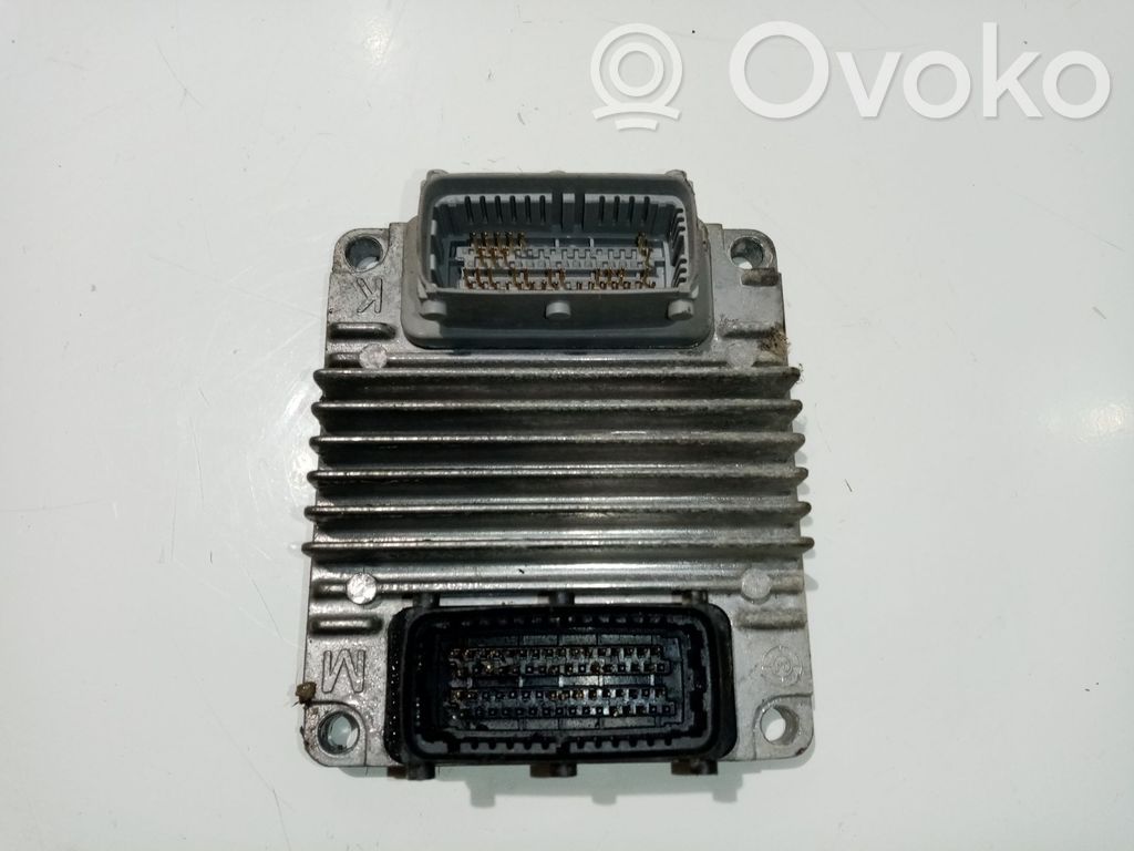 Unidad de control/módulo del motor   96417550
