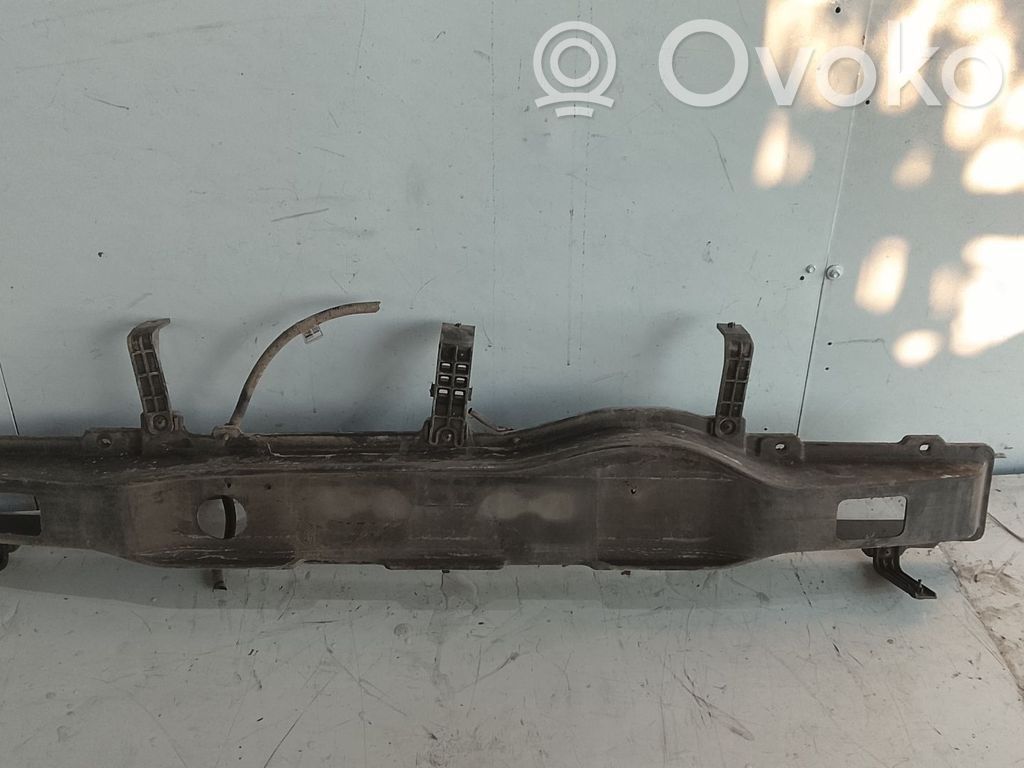 Hyundai i30 Suport montare bară față 
