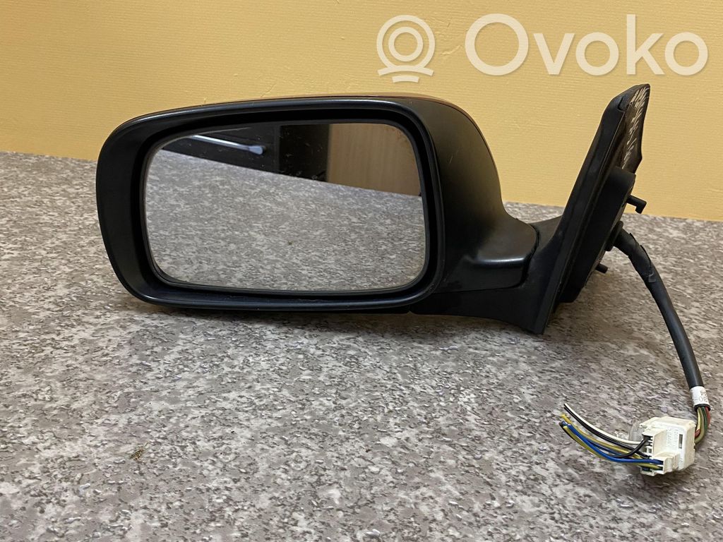 Toyota Avensis T220 Front door electric wing mirror 