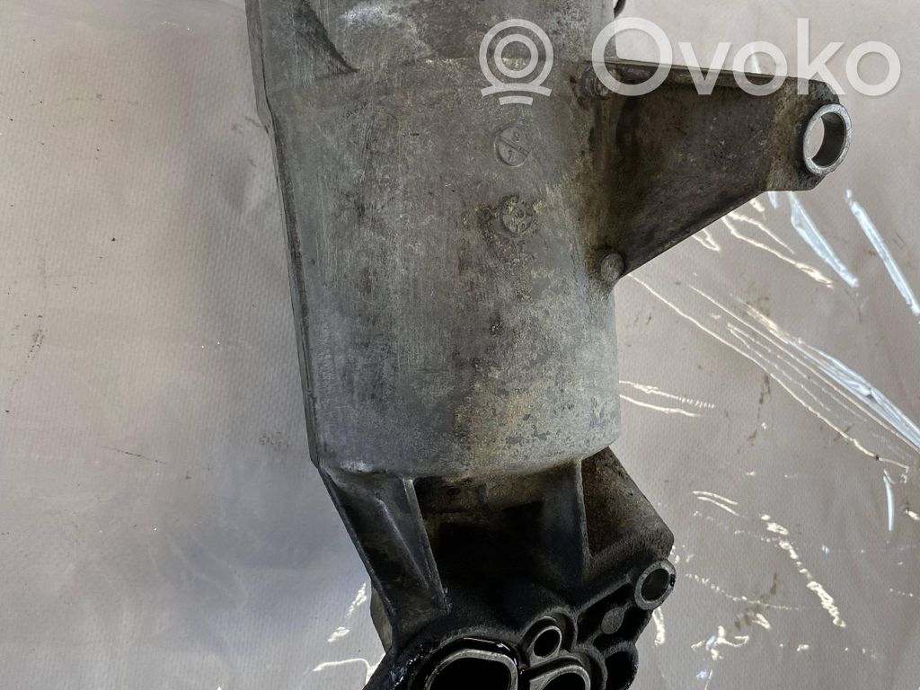 Renault Master II Oil filter mounting bracket 