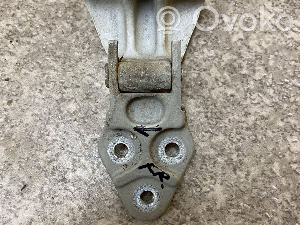 Renault Master II Front door lower hinge 