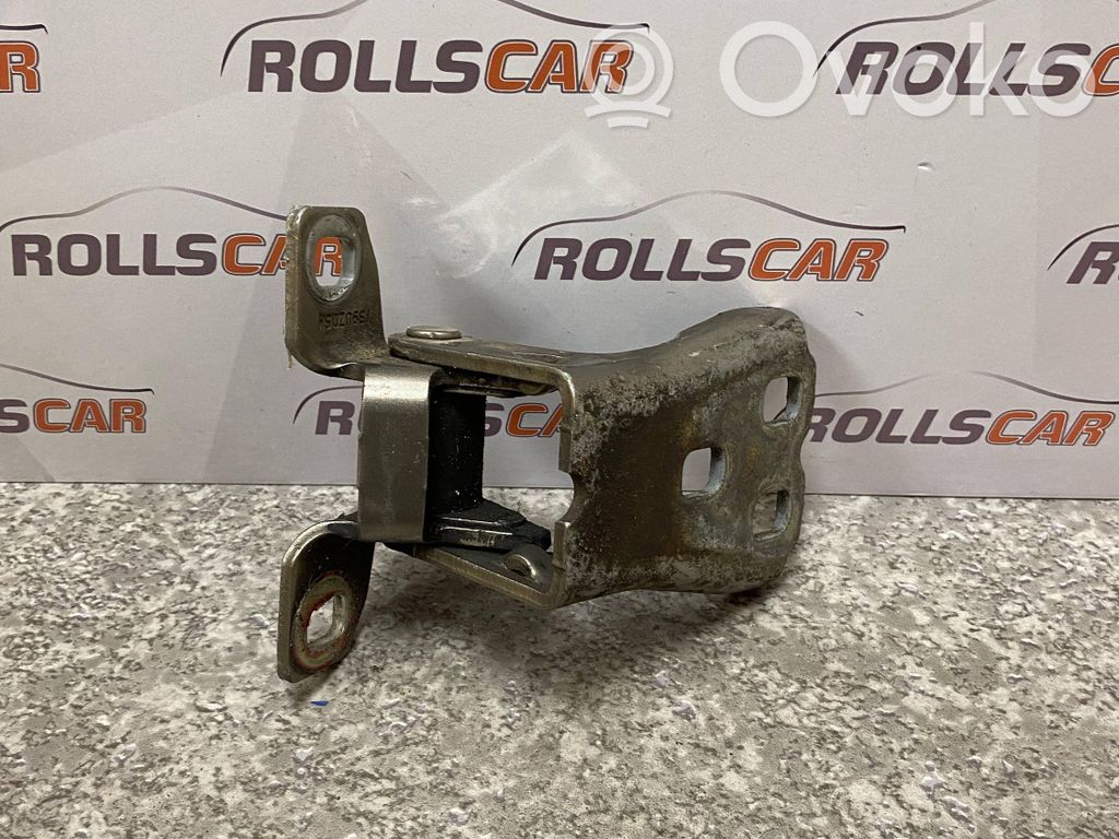 Jeep Grand Cherokee (WK) Front door lower hinge 