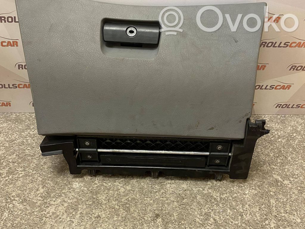 BMW 3 E46 Glove box 