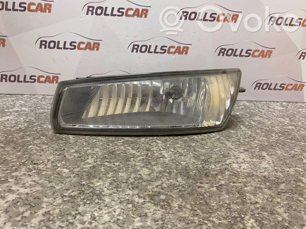 Toyota Avensis Verso Front fog light 