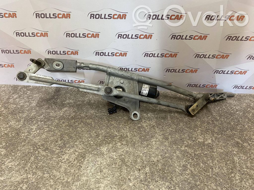 Volvo V70 Front wiper linkage and motor 