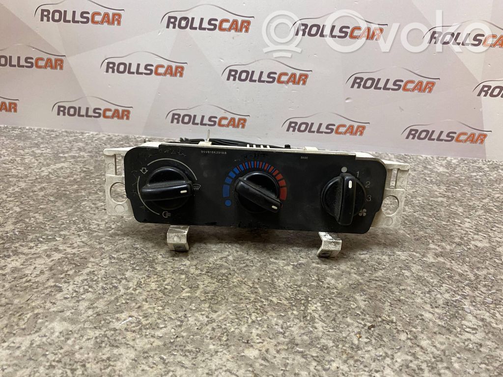 Climate control unit   95VW18D45IA