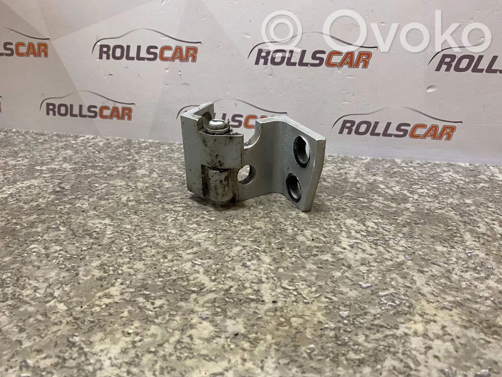 BMW X5 E53 Rear door upper hinge 