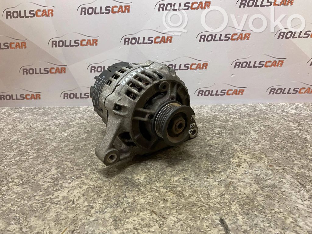 Audi A4 S4 B5 8D Lichtmaschine 