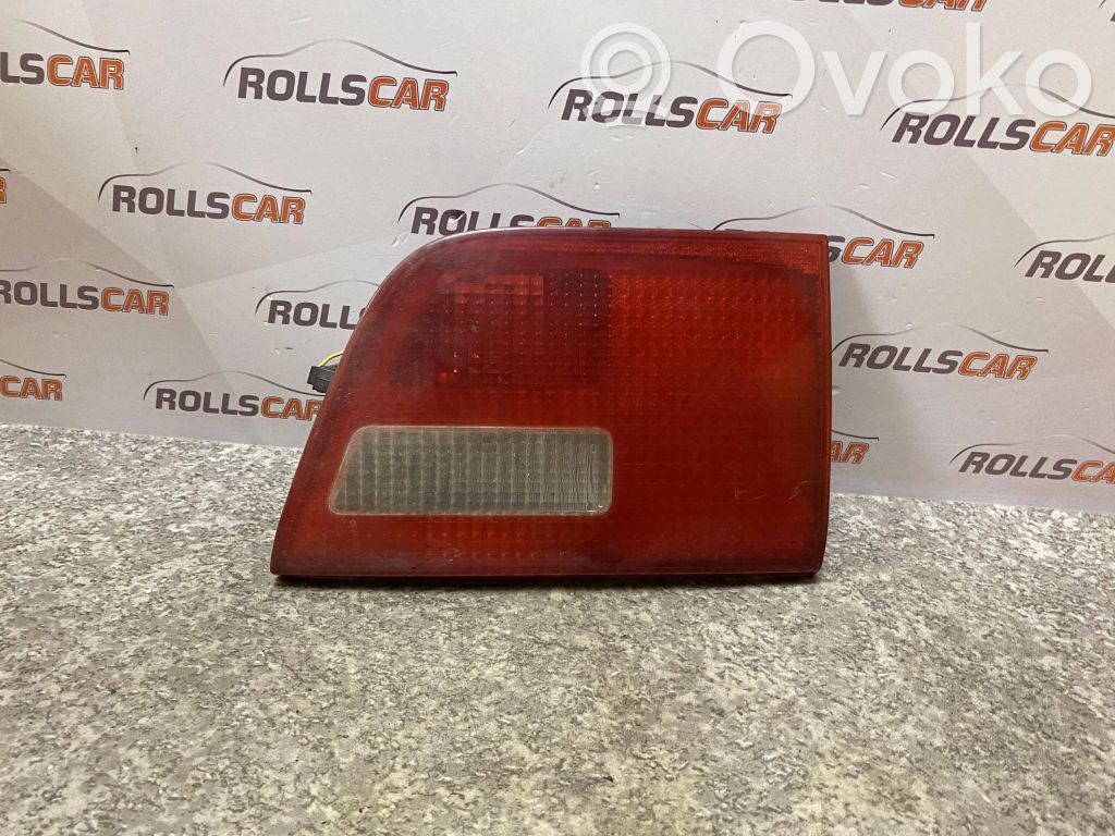 BMW X5 E53 Aizmugurējais lukturis pārsegā 