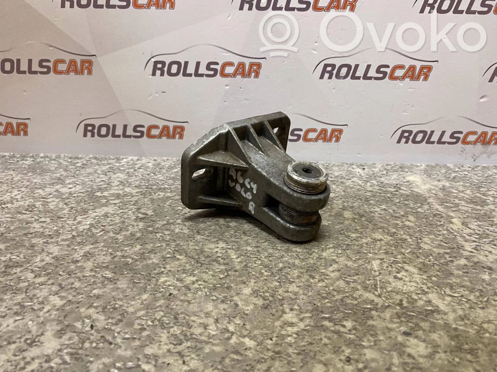 Front bumper mounting bracket   4A0807130D