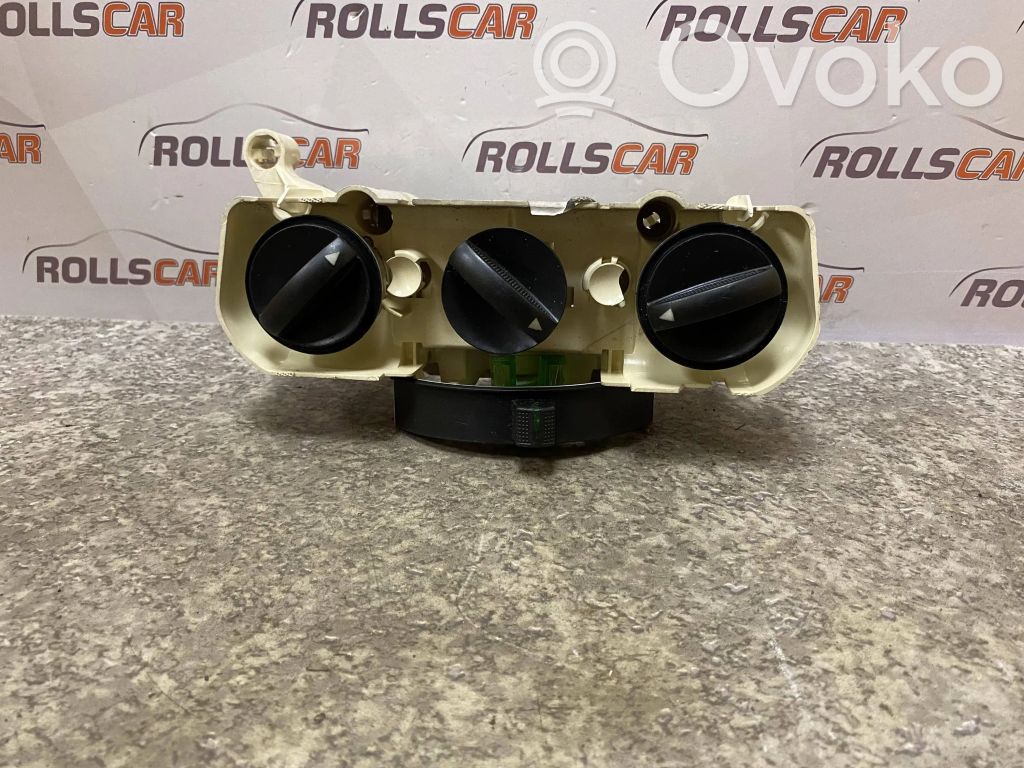 Toyota Corolla E120 E130 Climate control unit 