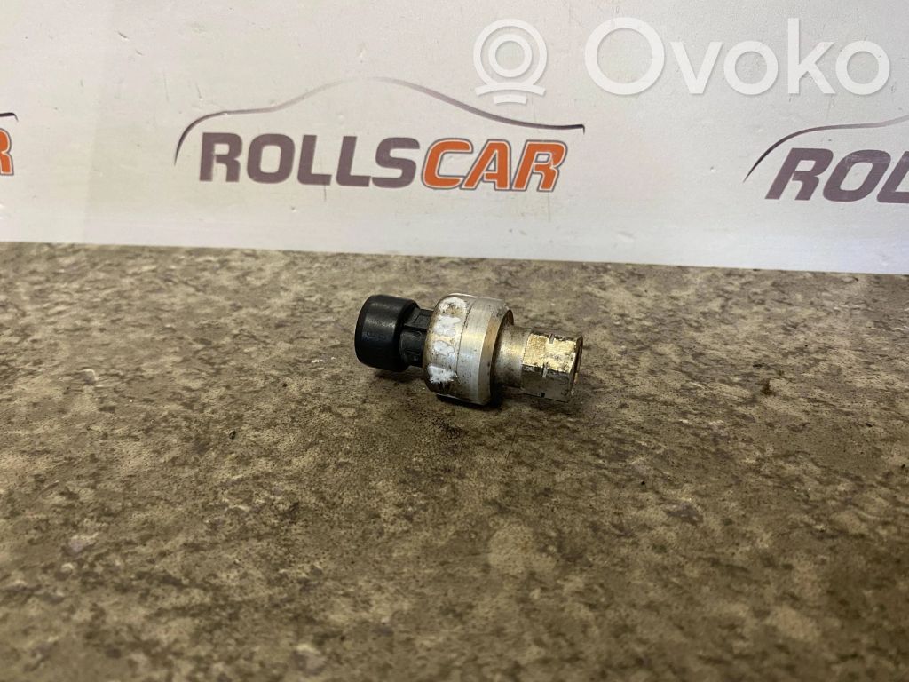 Opel Insignia A Air conditioning (A/C) pressure sensor 
