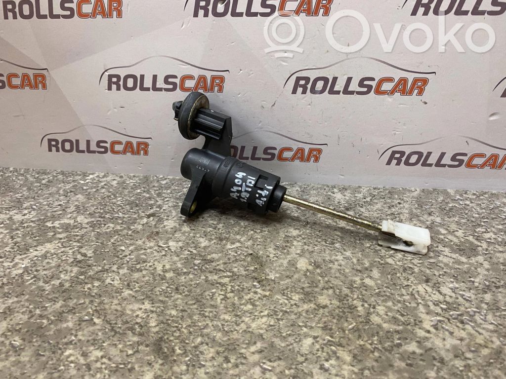 Audi A4 S4 B6 8E 8H Główny cylinder sprzęgła 