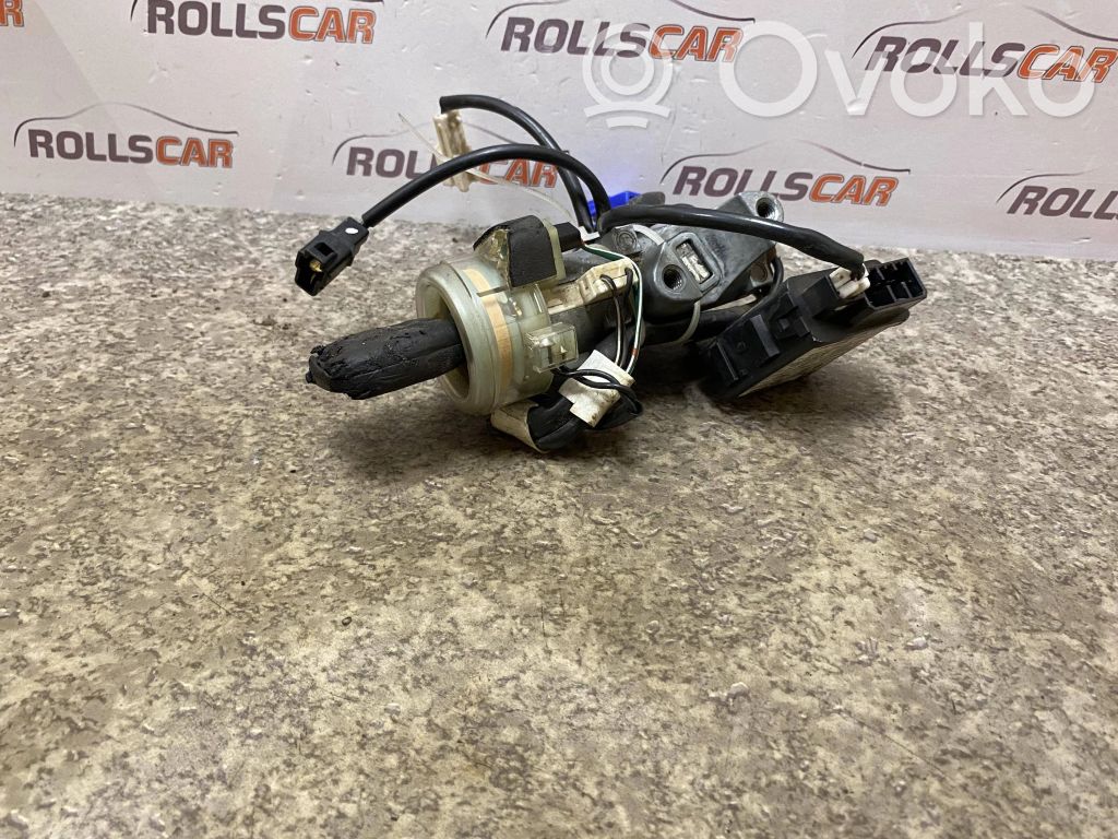 Subaru Legacy Užvedimo spynelė 