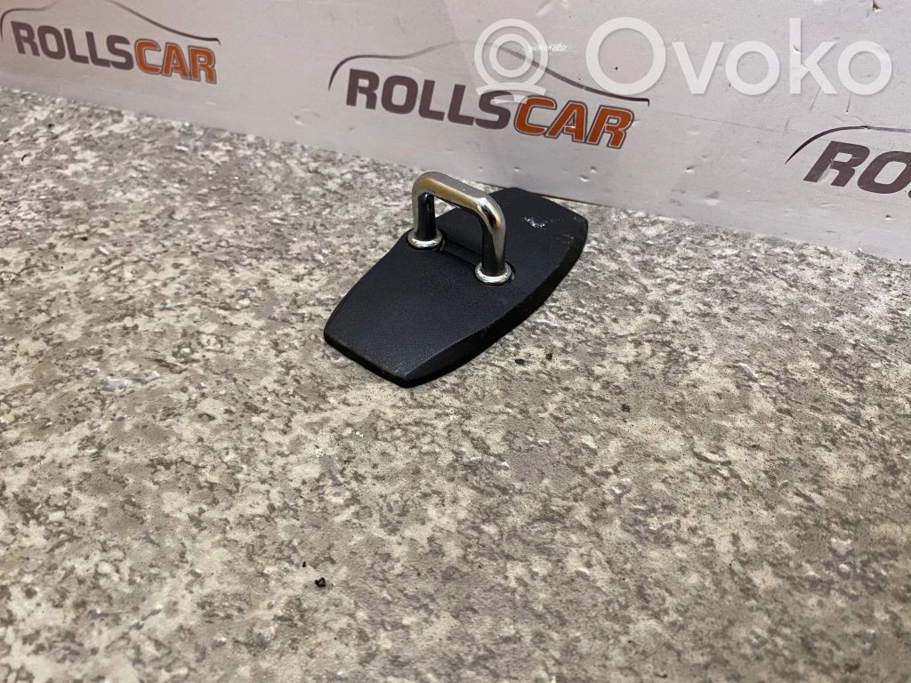 Land Rover Range Rover L322 Front door lock loop/hook striker 