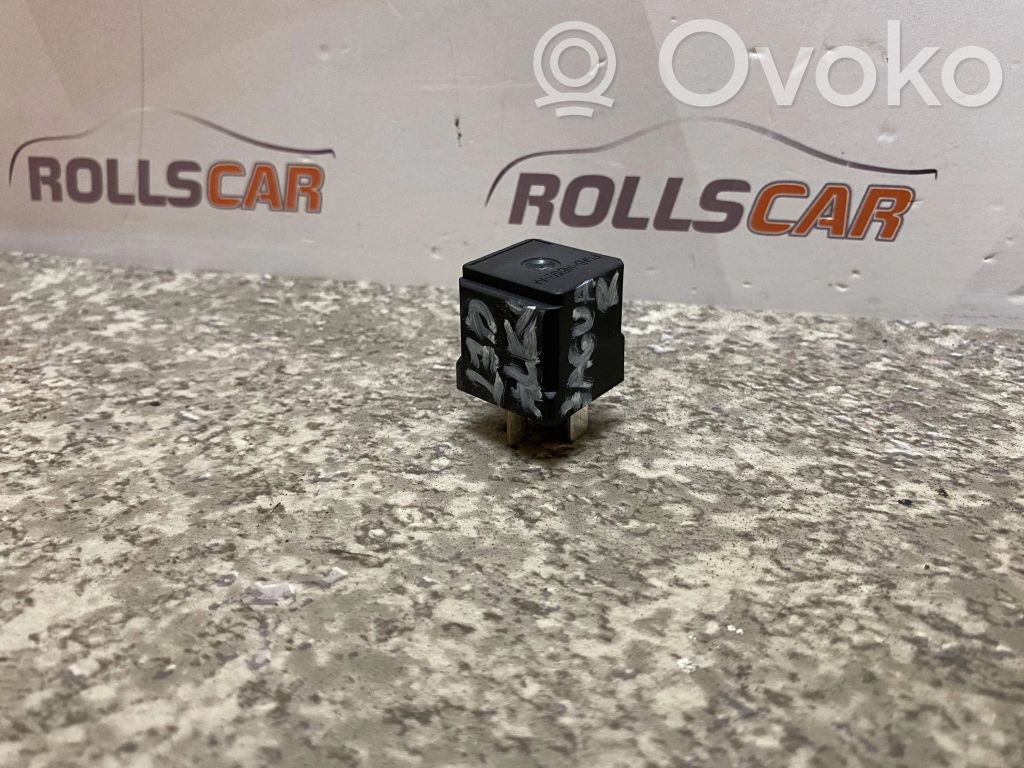 Otros relés   FOAB14B192AA