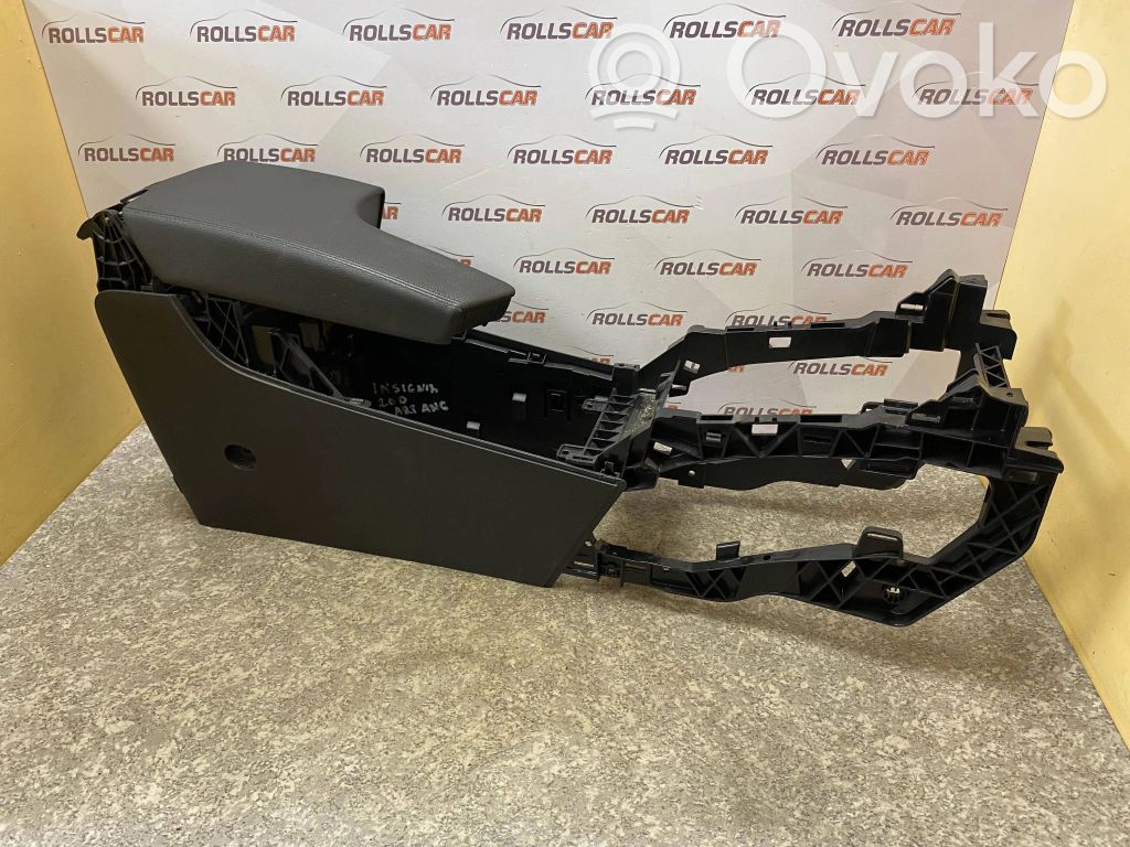 Opel Insignia A Armrest 