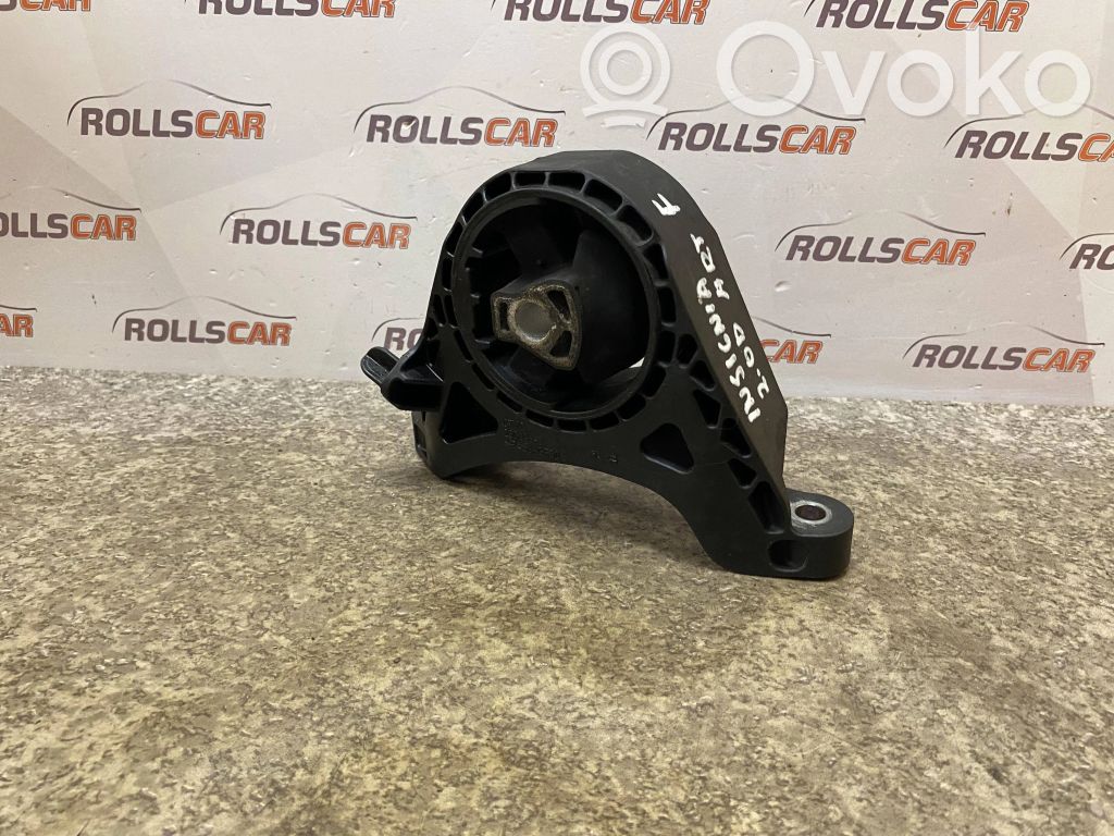 Opel Insignia A Engine mount bracket 