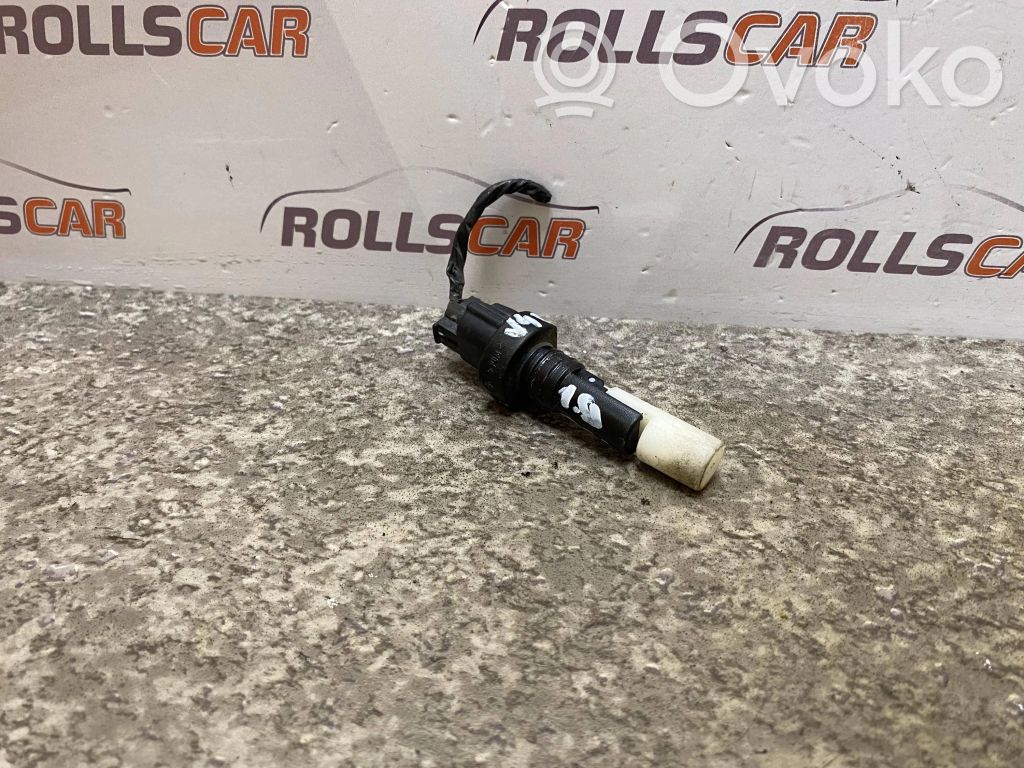 Volvo S40, V40 Windshield washer fluid level sensor 