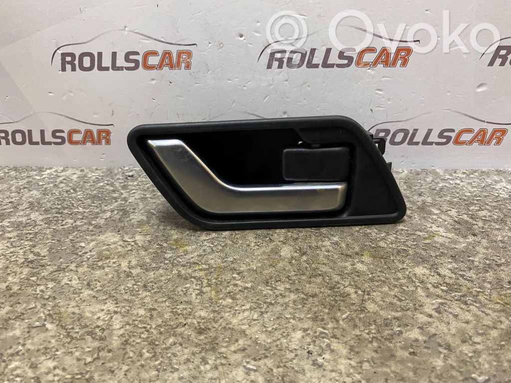 Land Rover Freelander 2 - LR2 Manecilla interna puerta trasera 