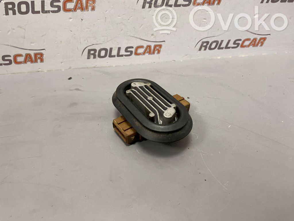 Audi A6 S6 C4 4A Degimo modulis "Komutatorius" 